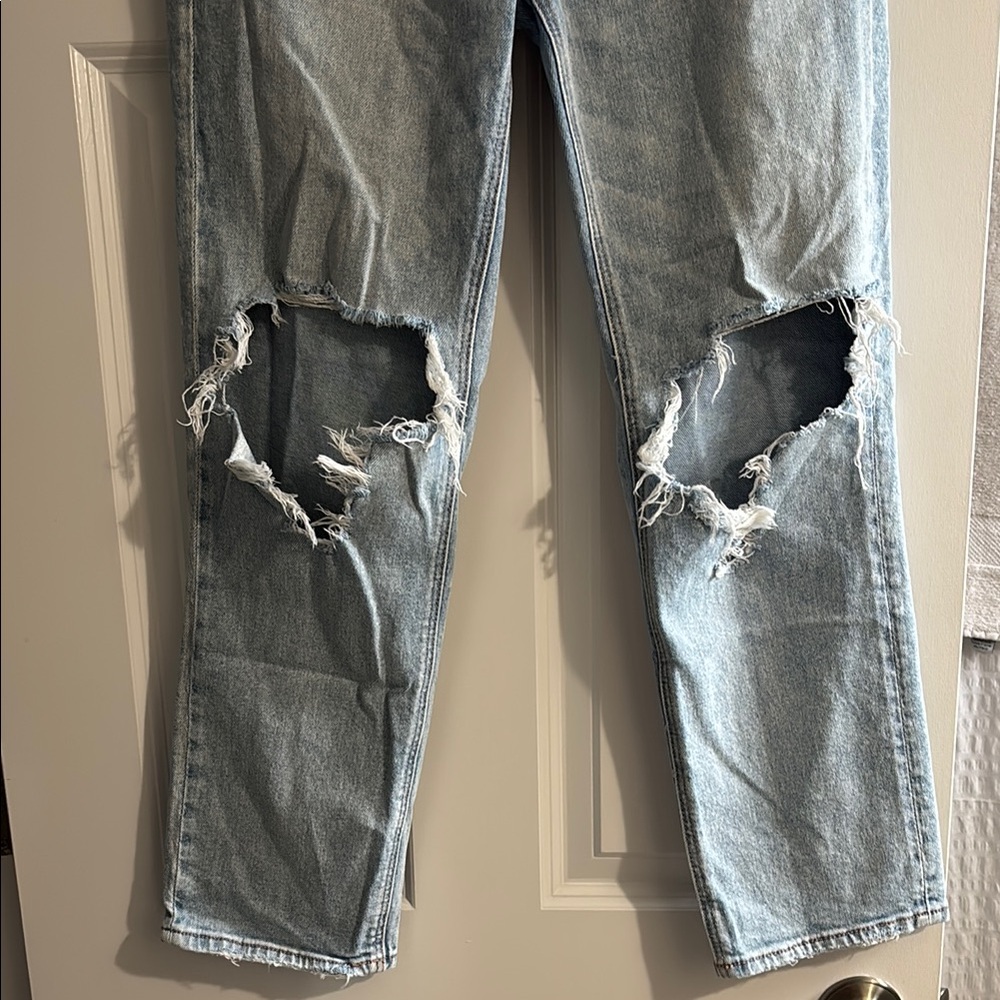 American Eagle Outfitters Ripped Light Denim Boyfriend Jeans - Picture 2 of 7